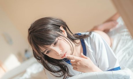 セクシーなママオンリーファンズ 無料ポルノ 画像