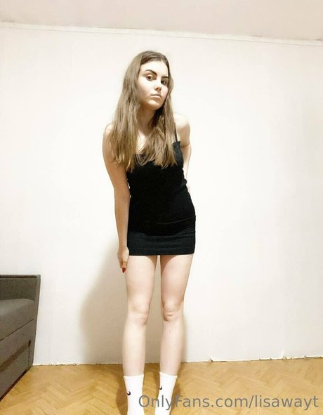 lisawayt ヌードのポルノスター 画像