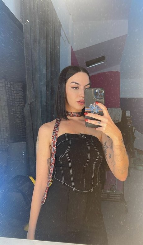 ビキニセックスオンリーファンズ ヌード 写真