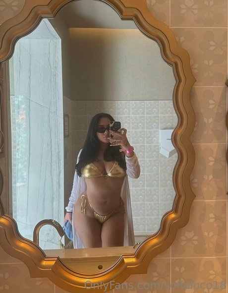 sofialoco18 ポルノスター 写真