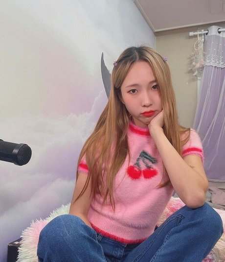 セクシーなアジア人オンリーファンズ ホットセクシー 写真