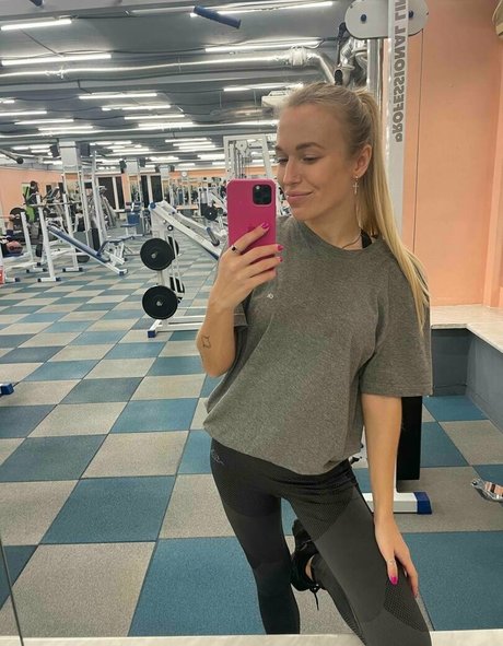 aislinxxxmodel top profile image