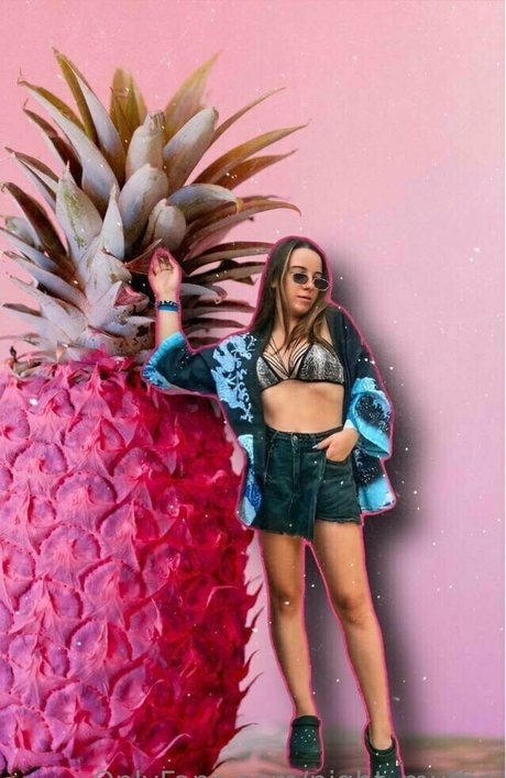 熟女オナニーオンリーファンズ ポルノ 画像