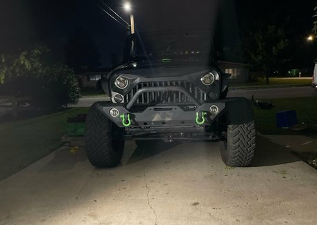 naughtyjeeper801f トップスター 画像