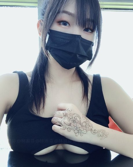 オタクなティーンのオンリーファンズ xxx 画像