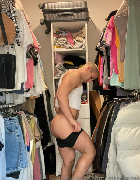 ratedrross ポルノスター エロティック 写真