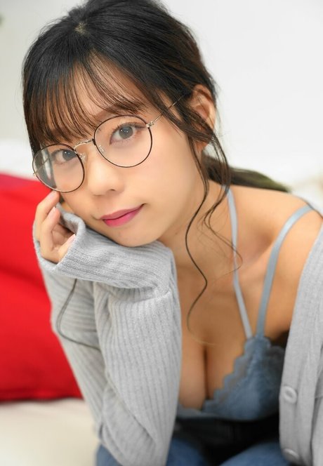 Hikaru Aoyama ヌードスター 写真