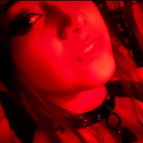 Crowpocrypha アダルトスター 写真