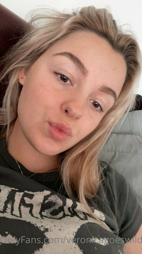 veronicagoeswild profile image