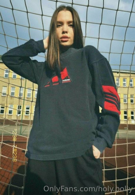 holy polly アダルトスター 写真