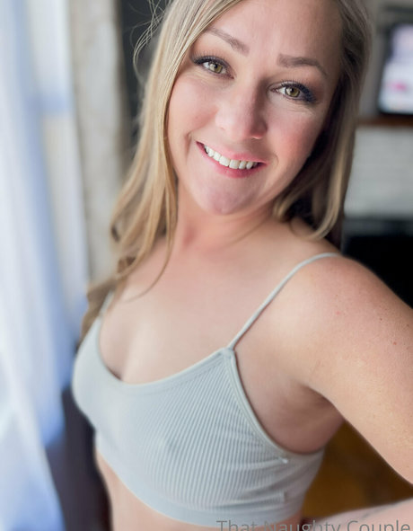 継娘オンリーファンズ ヌード ギャラリー