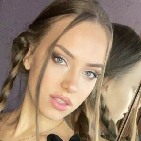 射精パパオンリーファンズ ポルノ ギャラリー