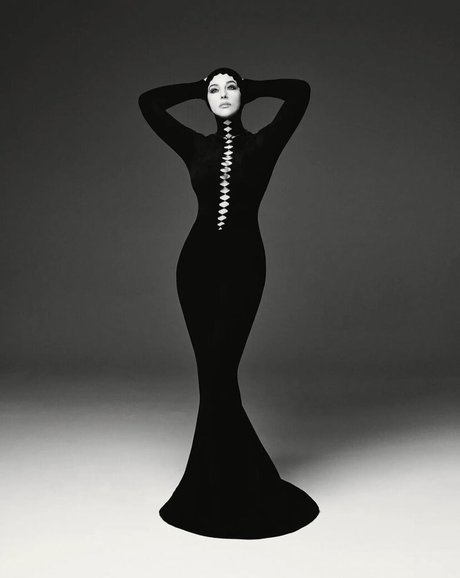 Monica Bellucci ポルノスター ヌード 画像