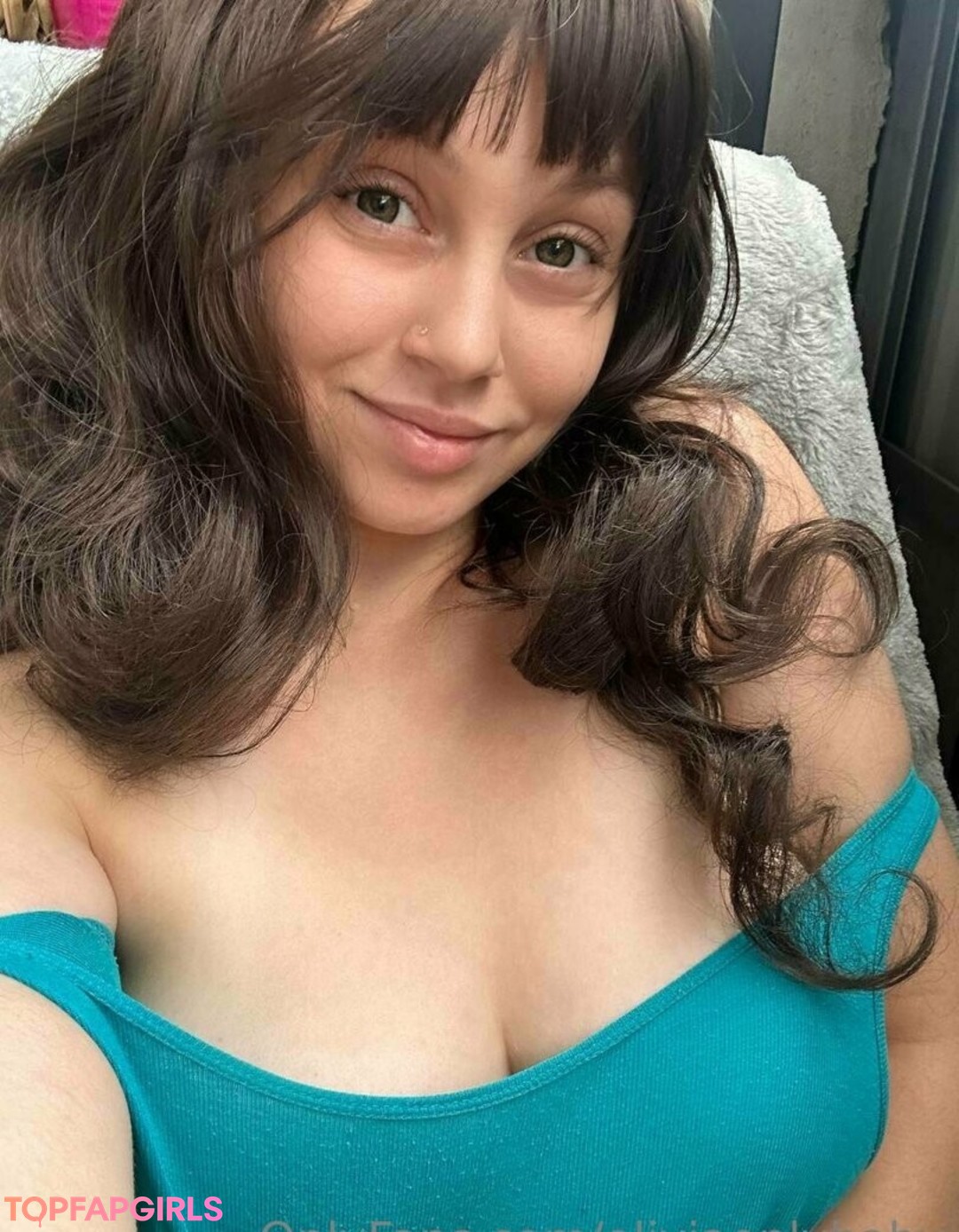 oliviaonlybaby ポルノスター エロティック 写真