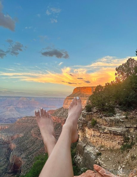 アジアンシャワー オンリーファンズ 無料裸 画像