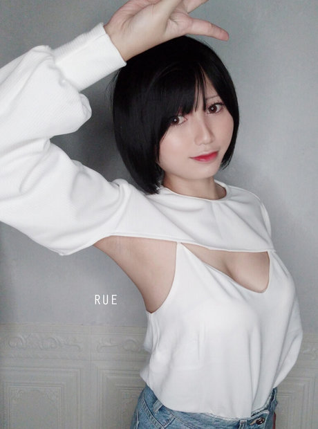 Rue cosplayer 素敵なモデル 画像