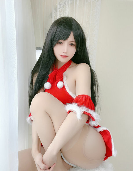 金髪巨乳オンリーファンズ アダルト 画像