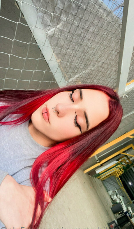 aurorawhitemodel 美しいスター 写真