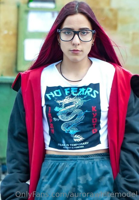 aurorawhitemodel トップモデル 写真