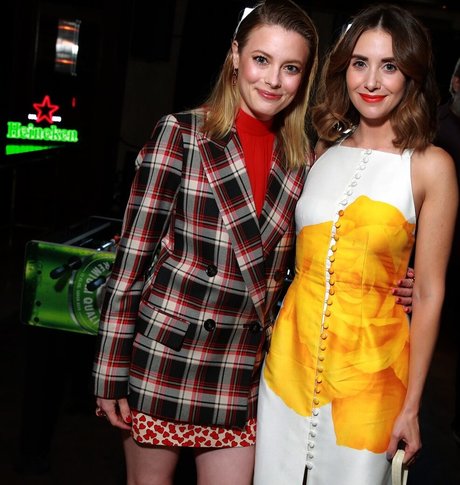 Alison Brie ホットモデル 写真