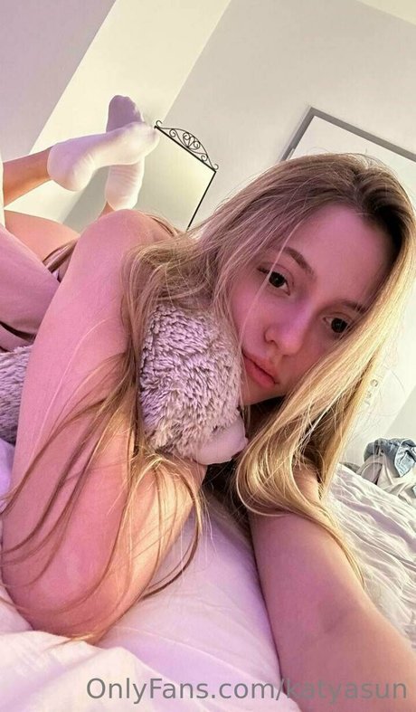 カッククイーンオンリーファンズ エロチック 写真