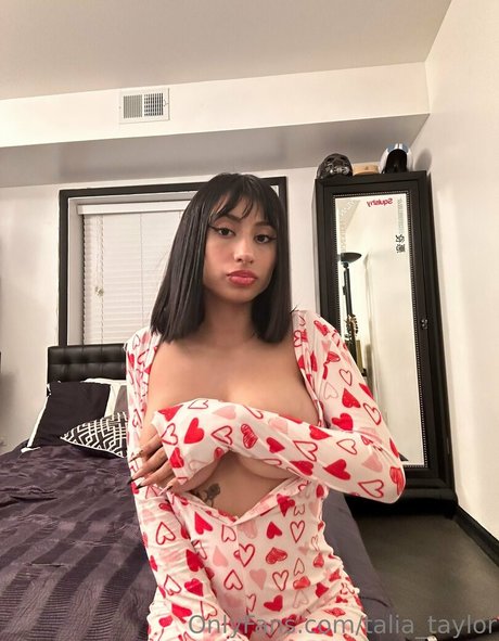 talia taylor ポルノスター HD 写真
