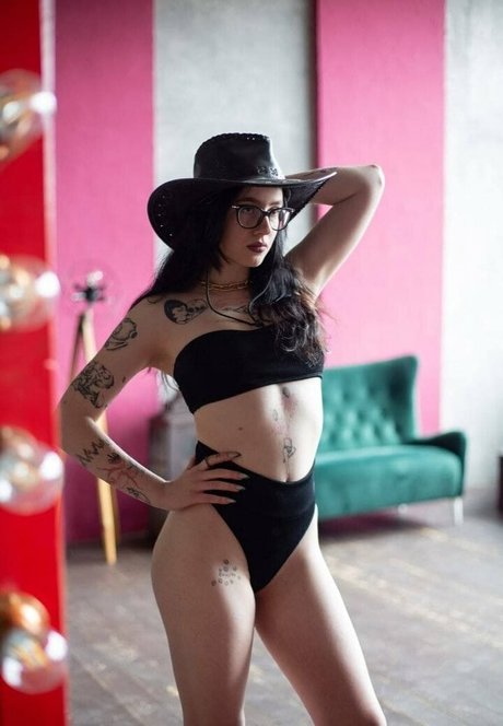 hannahsexxyvip アートスター 写真