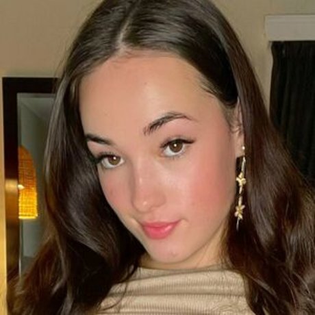 デカ尻ジーンズ オンリーファンズ 美しい裸 画像