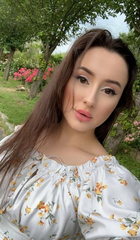 黒のランジェリーオンリーファンズ 美しいポルノ ギャラリー