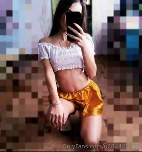 アマチュア熟女オンリーファンズ 美しいヌード 画像