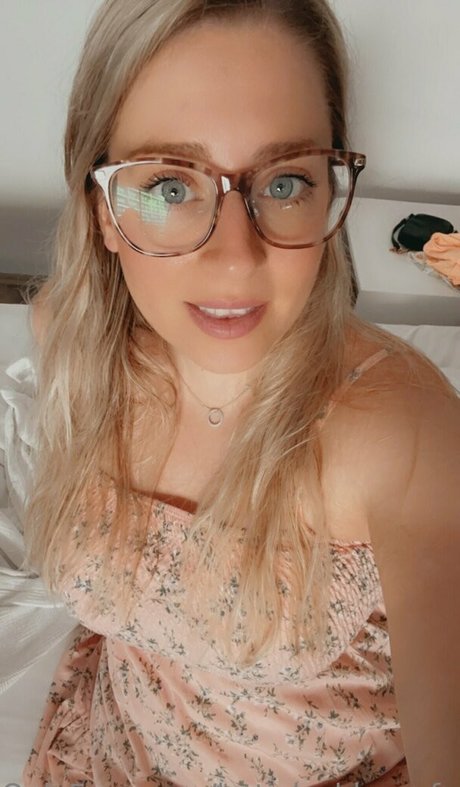 lottielushlovesfree セックス女優 アーカイブ