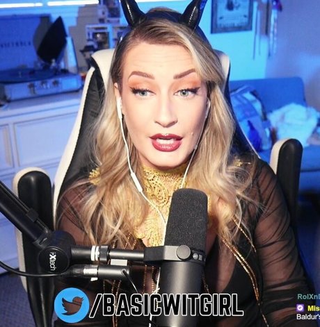 BasicWitGirl ヌードモデル 写真