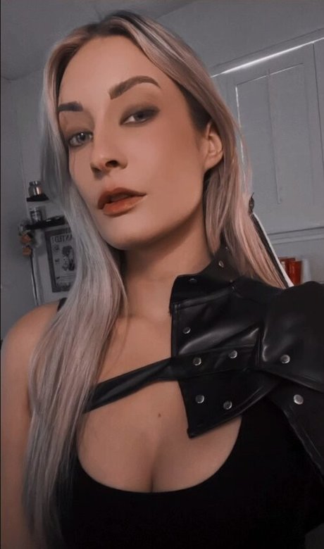 BasicWitGirl トップモデル 画像