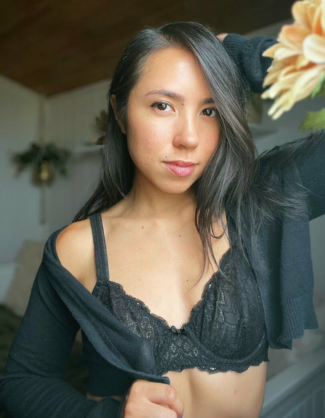 sincerelyxjade free ポルノスター エロティック 写真