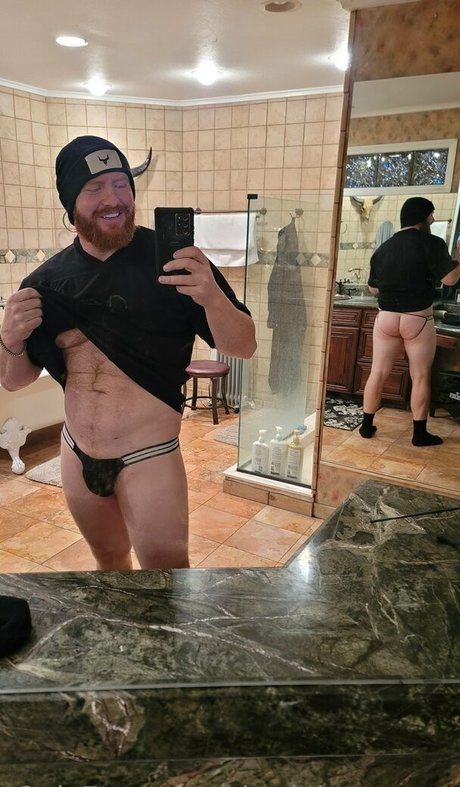 thorjohnsonxxx 裸のスター 写真
