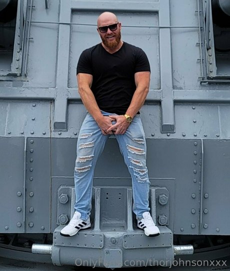 thorjohnsonxxx 無料モデル 写真