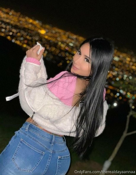 therealdayaannaa 美しいモデル 写真