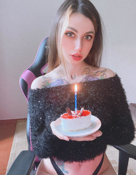 ami sakurami 完璧なスター 写真