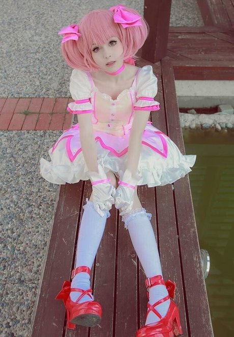 Anzujaamu ポルノモデル 写真