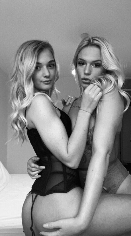 Abbie Coombes セックス女優 写真