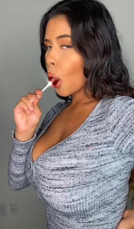 Elsababy スター xxx 写真