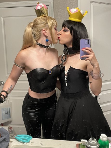 Claire Max 裸のモデル アーカイブ