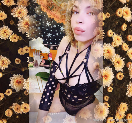 lolaqueencobra 独占モデル ギャラリー