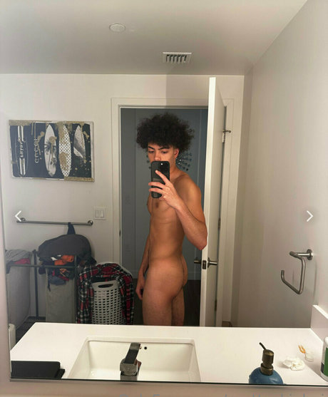 prettyskinboi ポルノモデル 写真