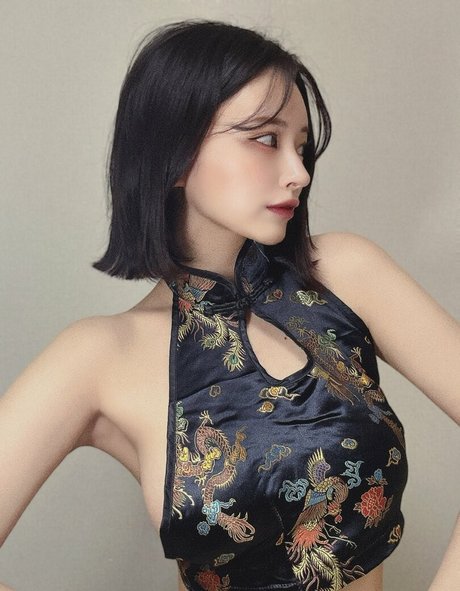 minachimaru 美しいモデル 写真