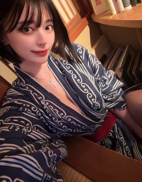 minachimaru ポルノモデル 写真
