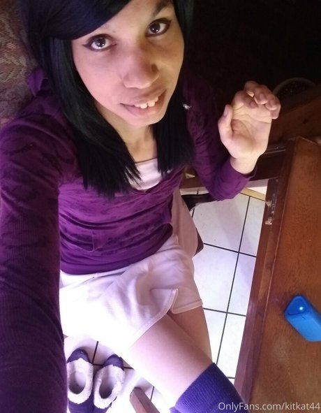 kitkat44 セクシーモデル ギャラリー