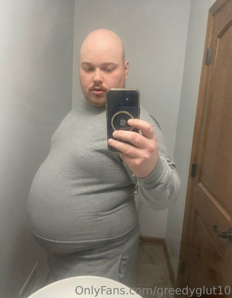 greedyglut10 アダルトモデル 写真