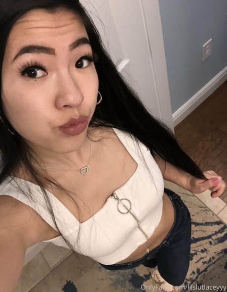stonerlaceyyy ヌードモデル 写真
