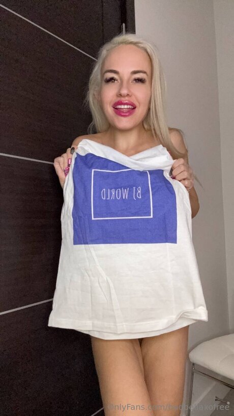 badbellaxofree アートモデル 写真